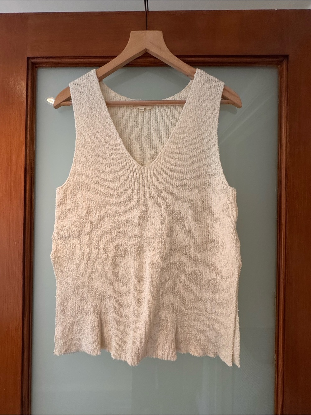 OZMA Cream Textured V-Neck Knit Tank